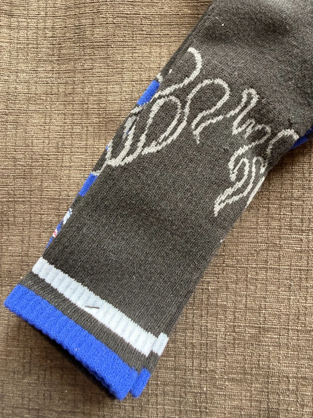 NWT Von Dutch 3 Pack Men's Crew Socks Blue Black Checkers and Flames One size